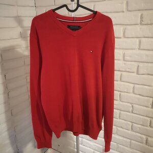 Tommy Hilfiger Men's Size Medium Long Sleeve Red Lightweight V-neck Sweater